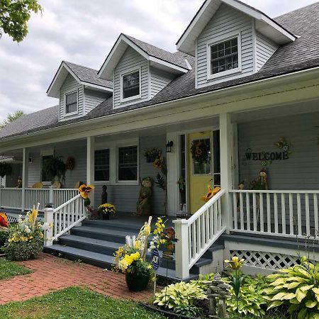 Yellow Door Bed And Breakfast Fort Erie Buitenkant foto